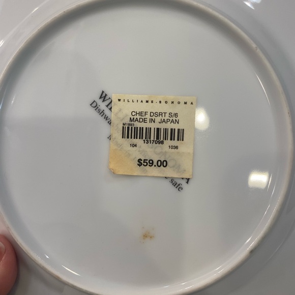 William Sonoma, French chef, cooking salad, dessert plates - Picture 10 of 11